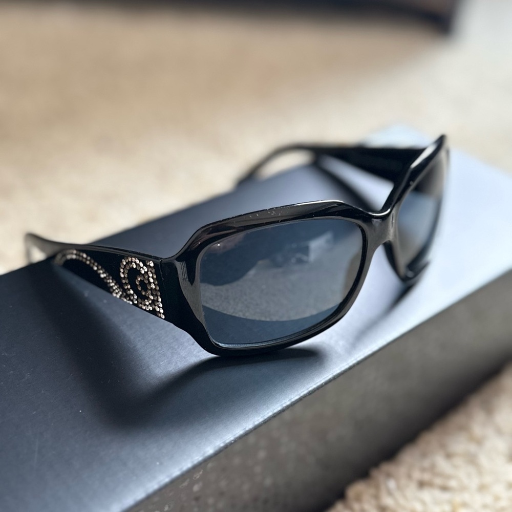 Salvatore Ferragamo 2106-B Square Sunglasses Black Gold